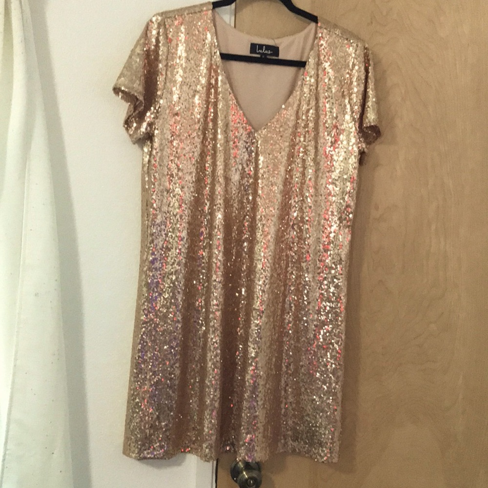 LULUS NWT GOLD SEQUINS DRESS